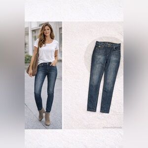 Second Yoga Jeans Size 31 Dark Wash Stretch Skinny Jeans 🇨🇦